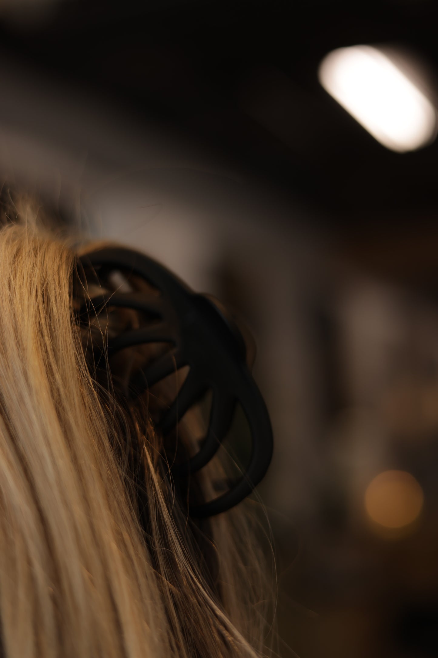 Oversized Slicked back Hair Claw Clip