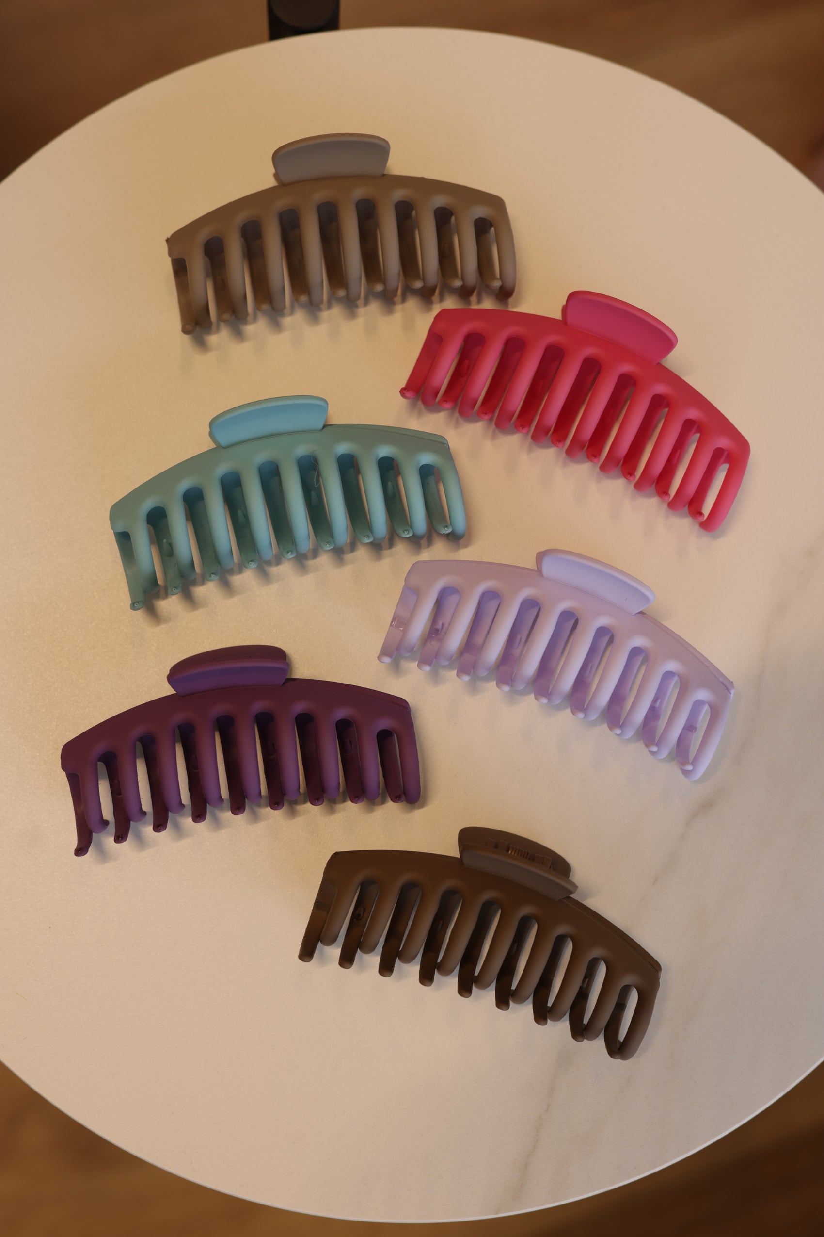 Oversized Claw Clips