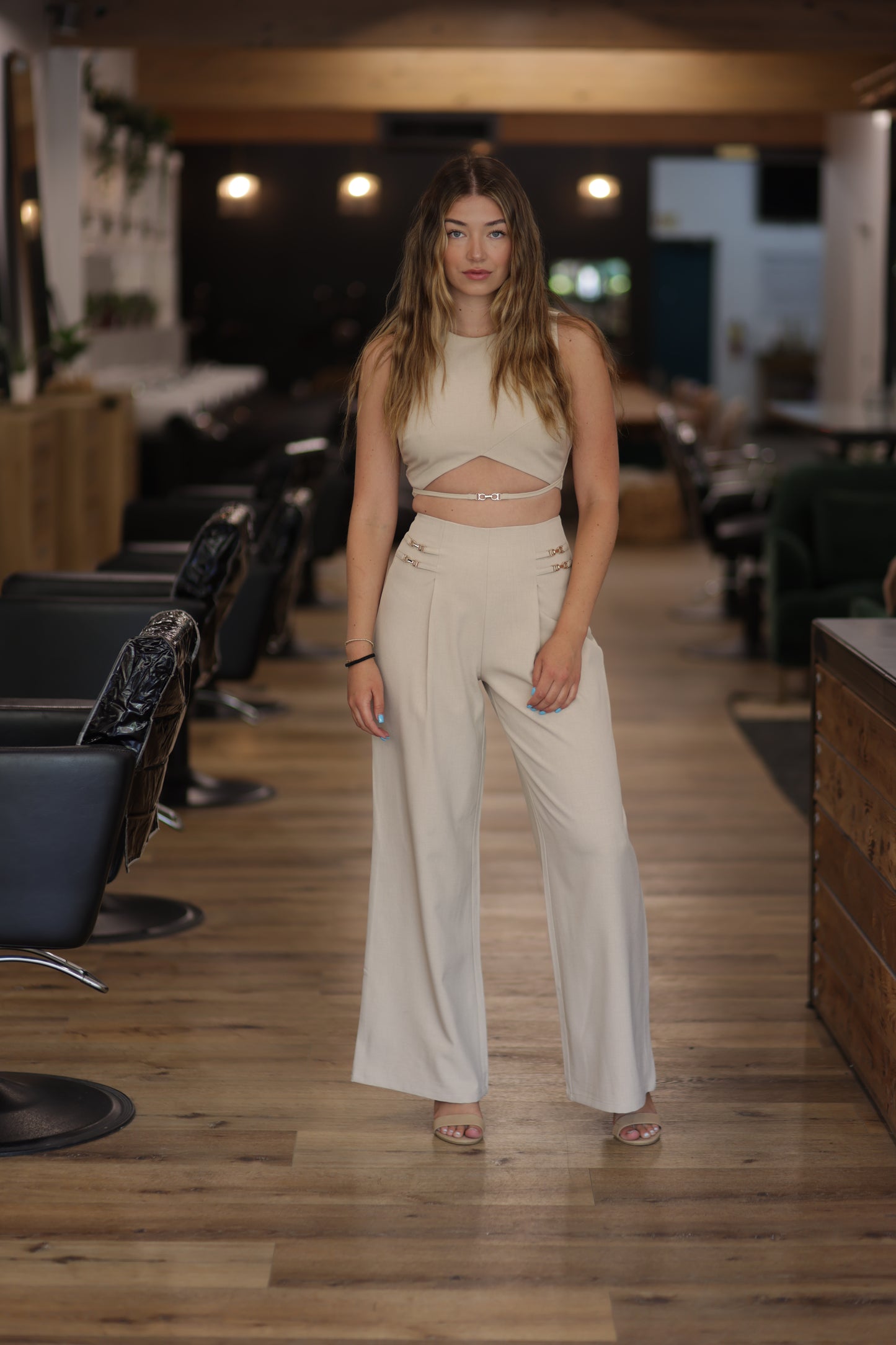 Elisabet Sleeveless Linen Crop Top