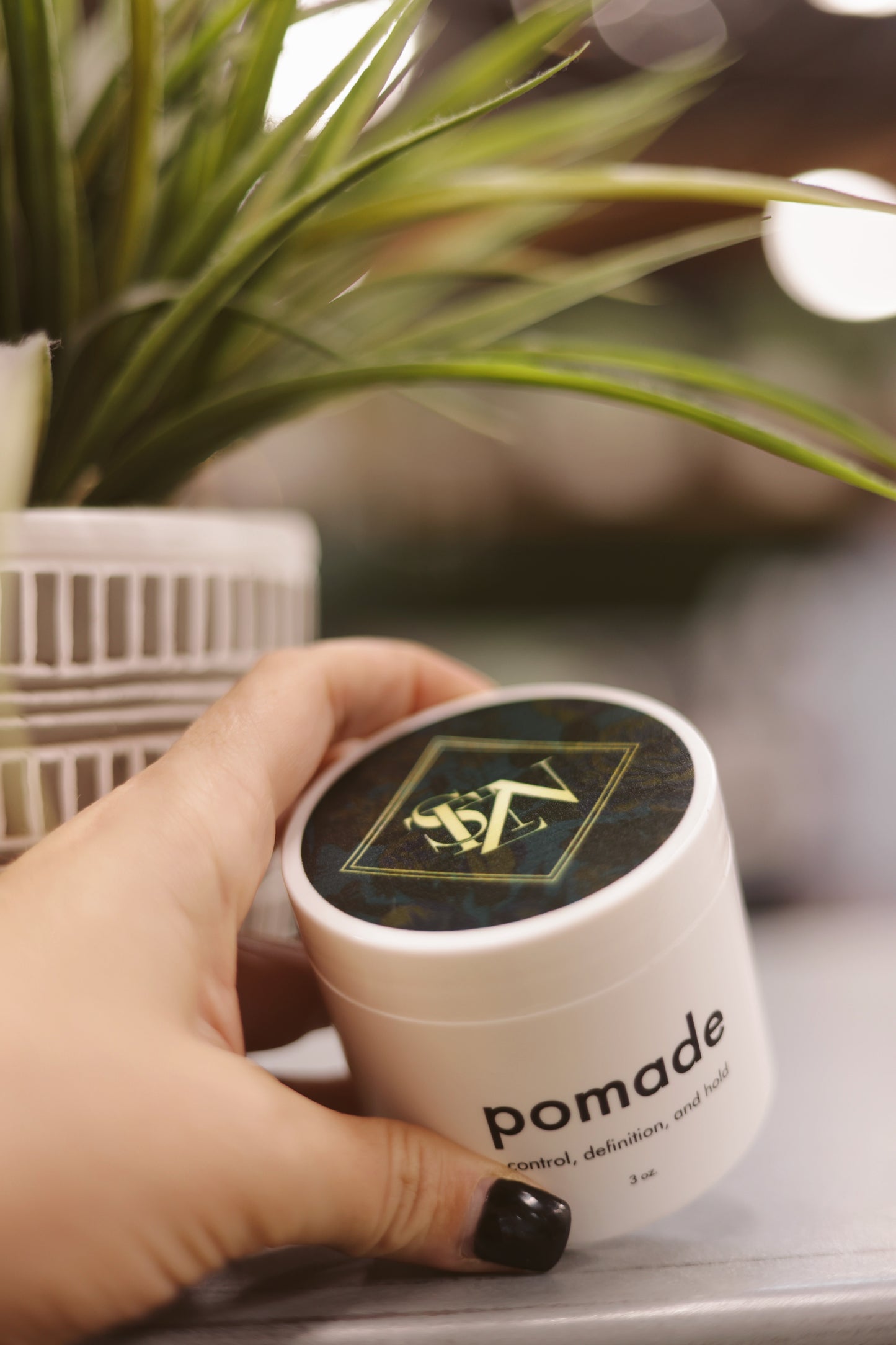 Luxe Define Pomade