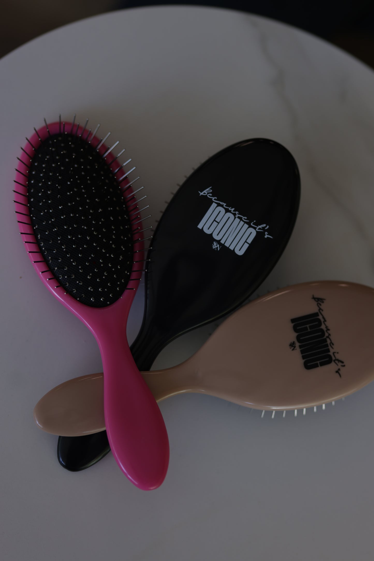 STZN Detangling Brush