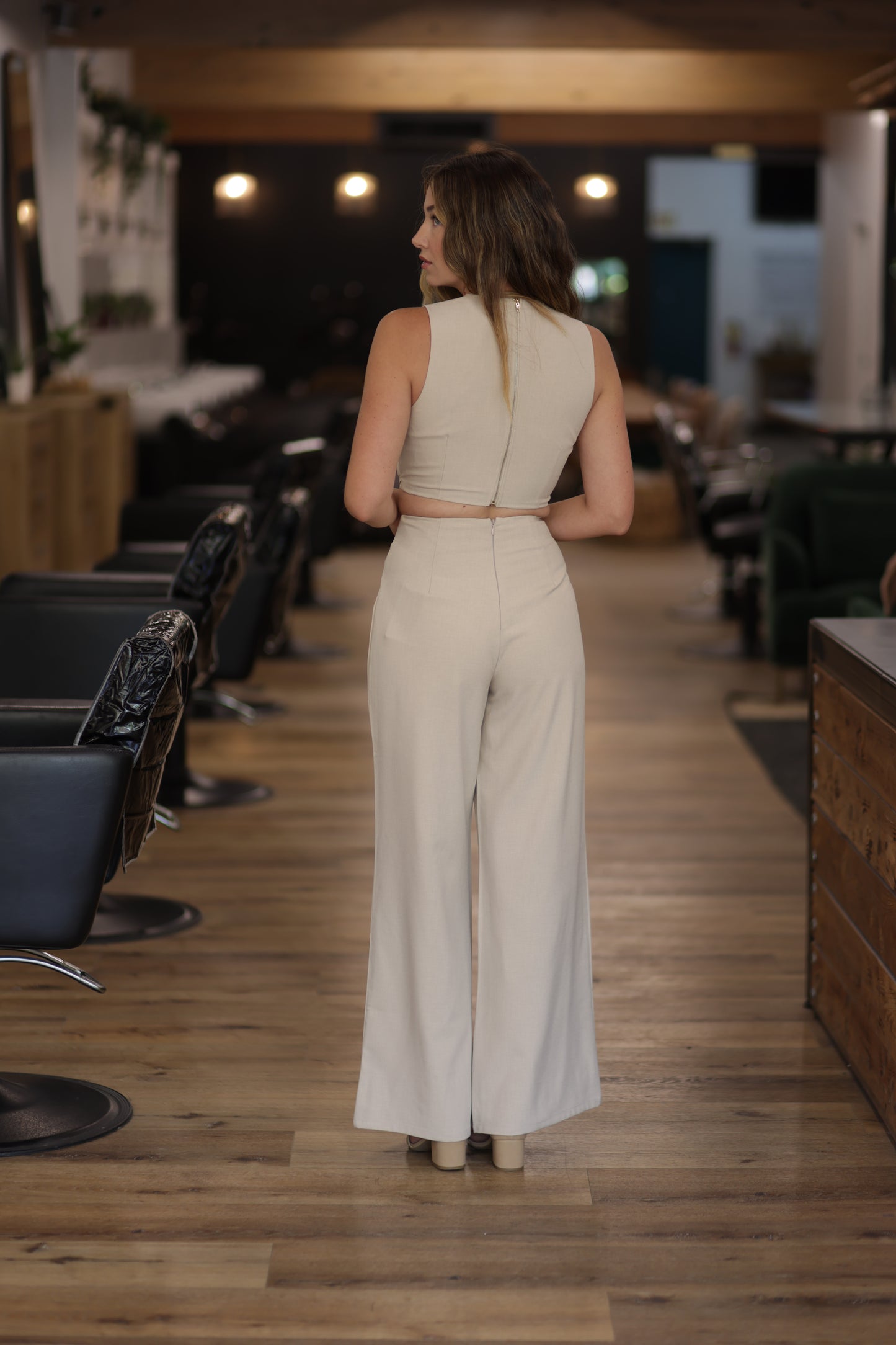 Elisabet Sleeveless Linen Crop Top