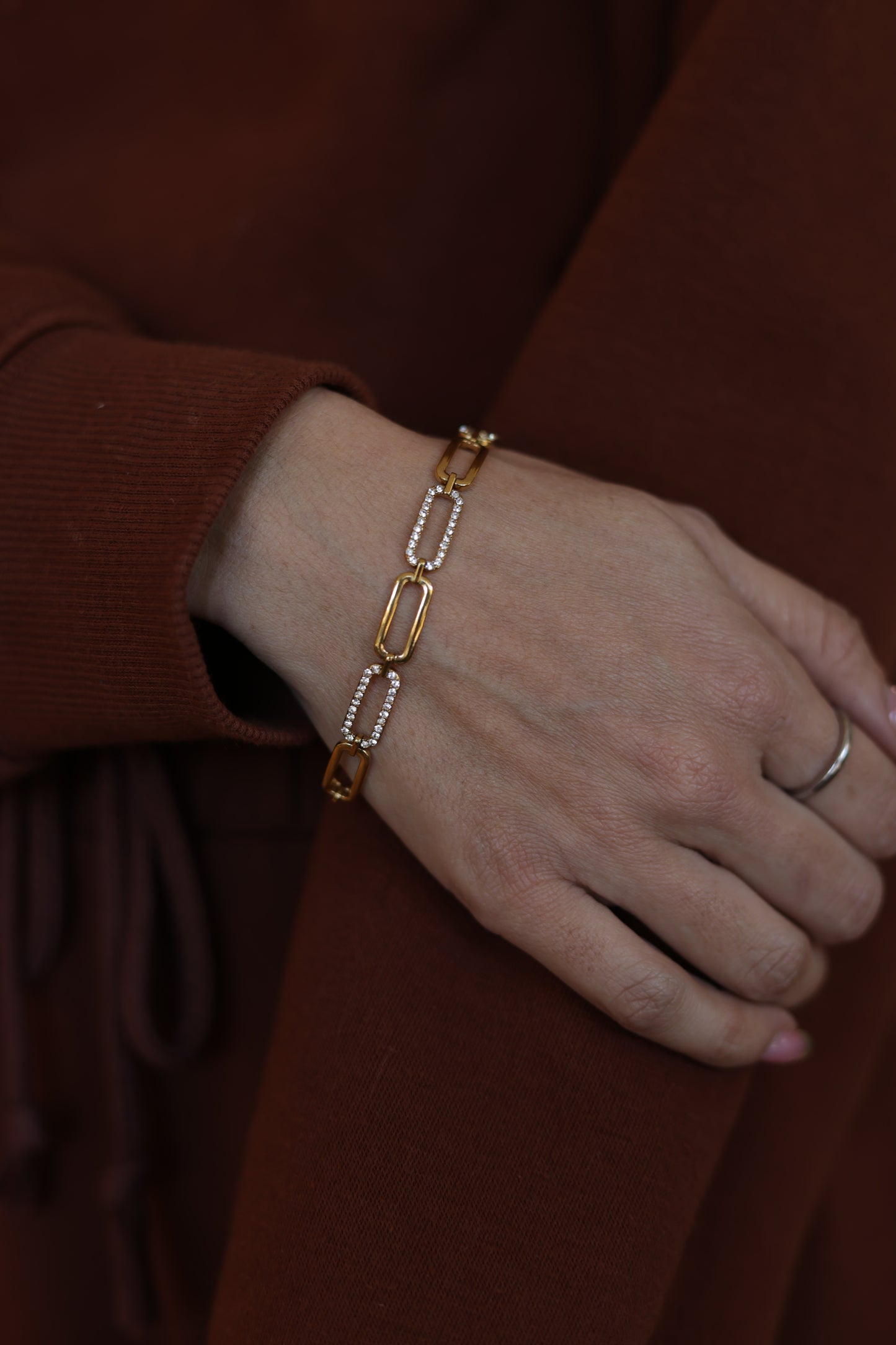 Évasion 18K Gold Non-Tarnish Glam Rhinestone Chain Bracelet