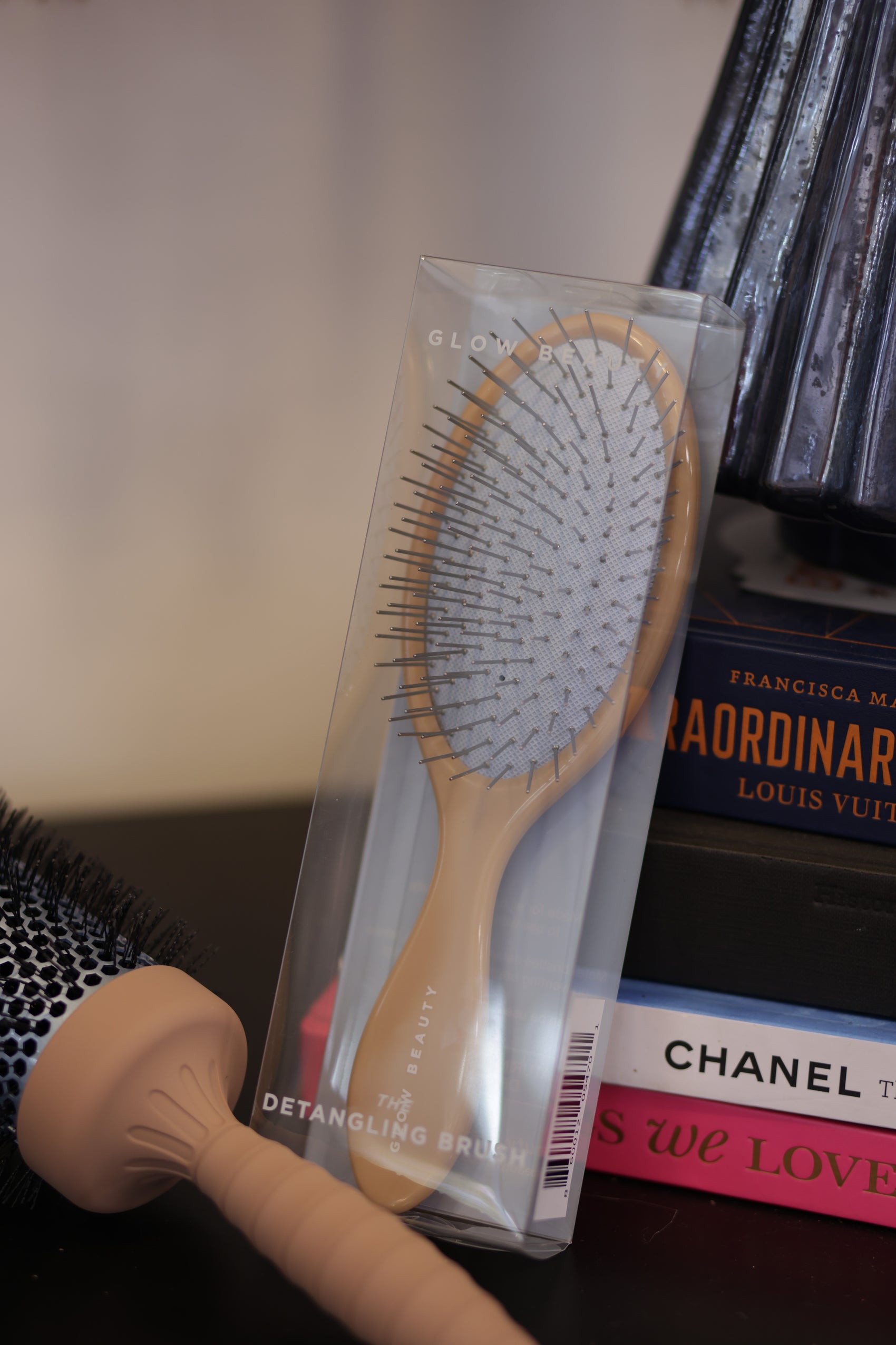 The Detangling Brush