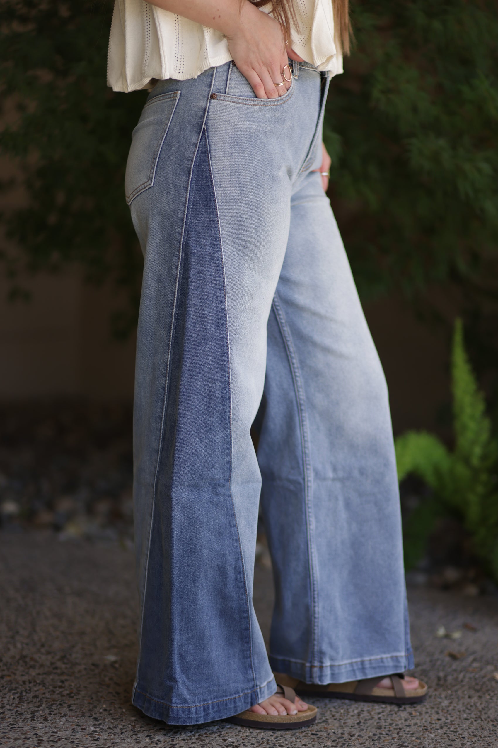 Ryaan Wide-Leg Two-Tone High Waist Denim Jeans